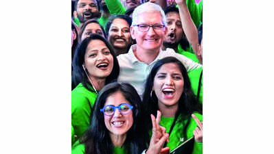 Cook to meet PM, open 2nd Apple store in Delhi