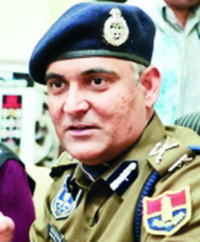 Asaram Rape Case: Sc Sets Aside Hc Order To Summon Ips Officer Lamba ...