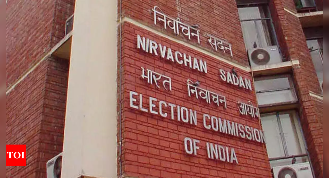 Election Commission transfers 10 cops for ‘partisan’ behaviour | India News – Times of India