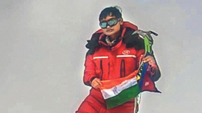 West Bengal's Chandernagore girl scales Mount Annapurna