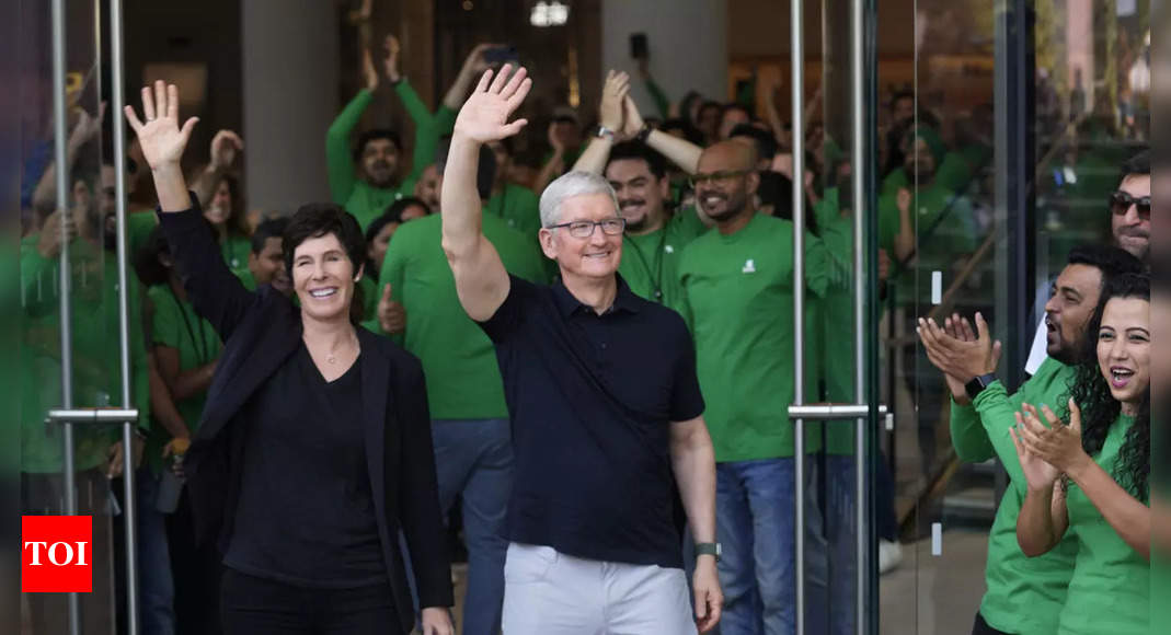 Apple opens its first store in India: 15 fascinating facts – Times of India