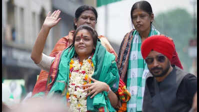 Slain Odisha minister's daughter & BJD candidate Dipali owns Rs 3 ...