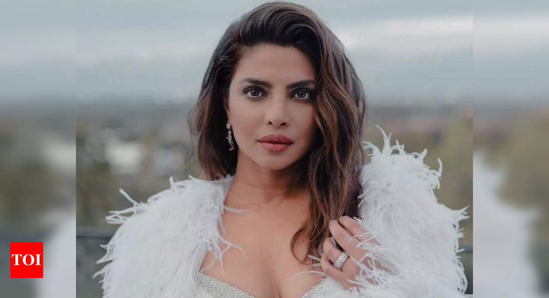 Priyanka Chopra says no camps should rule casting in Bollywood: It should be merit based instead of politics and drama – Times of India