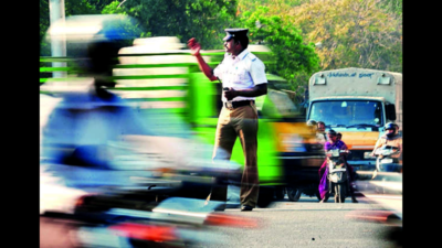 Chennai RTOs crack the whip on bike taxis