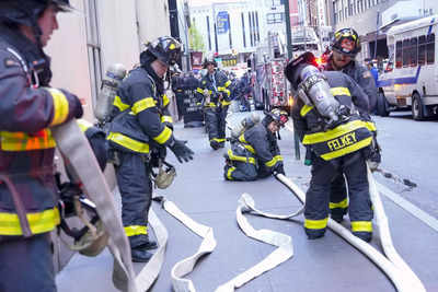 Parking garage collapses in NYC, killing 1; 5 injured
