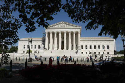 US Supreme Court delays decision on abortion pill, preserving access for now