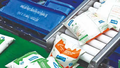 Aavin: Six Held For Stealing Aavin Milk And Selling It In Black ...