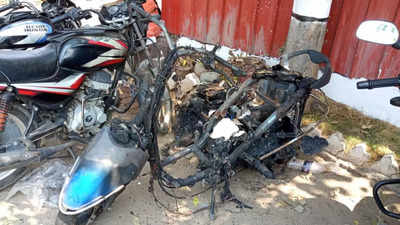 Man booked for setting two scooters on fire in Coimbatore
