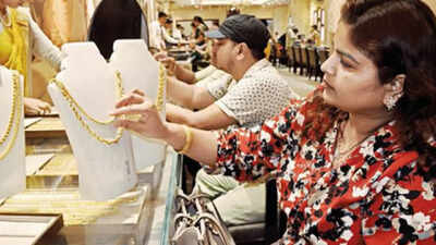 Akshaya Tritiya: Patna jewellery stores back with offers, gifts