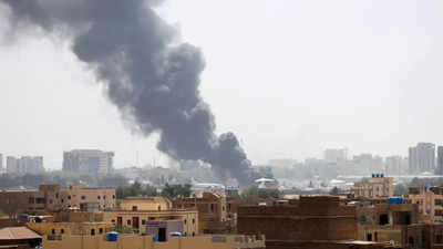 Khartoum hit by bombings, artillery amid proposed truce over Eid holiday