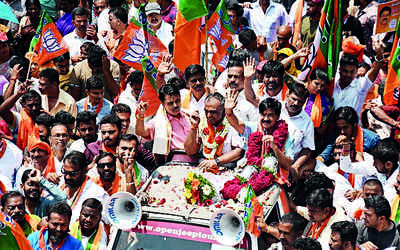Ramadas, Vasu stay put in parties despite ticket denial