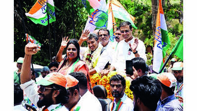 Ali gets Cong ticket, miffed former MLA Bava joins JD(S)