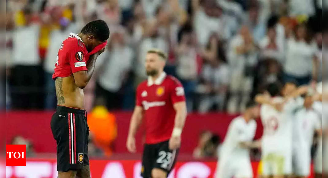 Europa League: Manchester United collapse at Sevilla; Juventus hold off Sporting | Football News – Times of India
