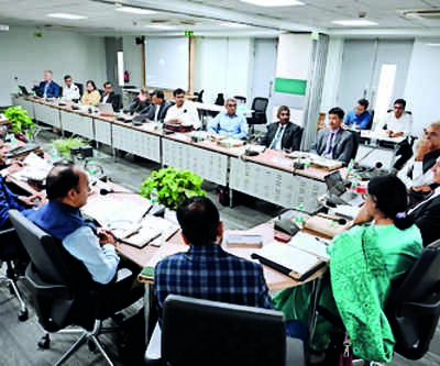Int’l rice research body discusses projects, budget