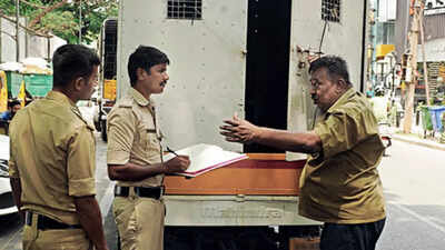 Video-tracking teams to checkposts, EC ready to tackle money & muscle power in Karnataka assembly polls