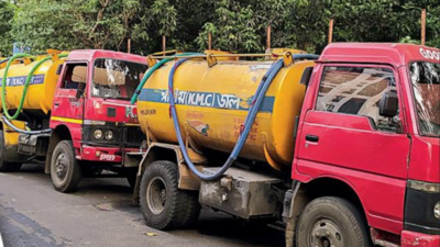 To meet rise in demand, Kolkata Municipal Corporation sending 100 water tankers daily to parched pockets