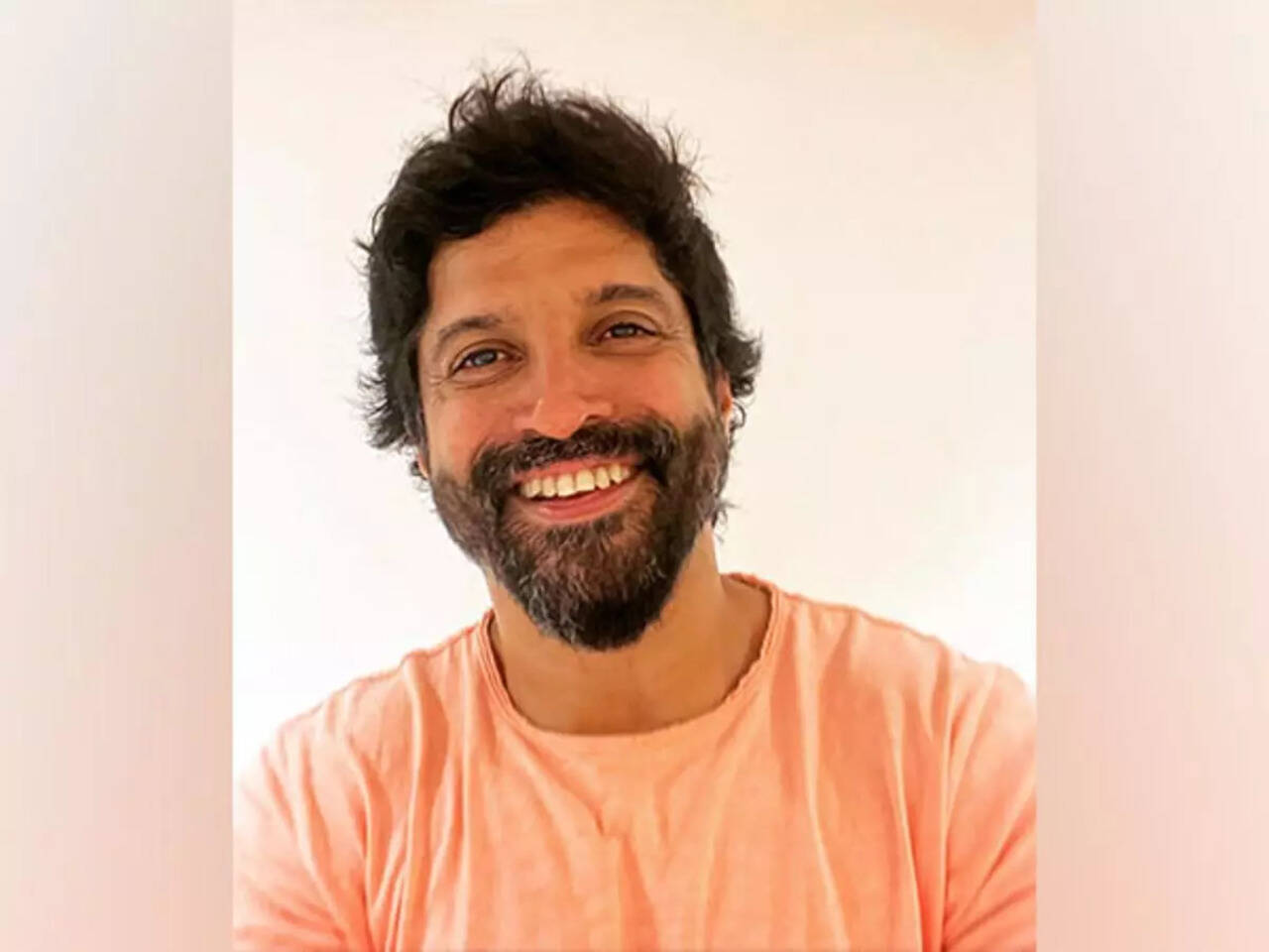 Farhan Akhtar: Spending time with Amitabh Bachchan was surreal | Bollywood  - Hindustan Times