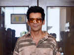 Sunil Grover promotes his series United Kacche in style
