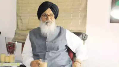 SAD patriarch Parkash Singh Badal in ICU, being closely monitored: Hospital