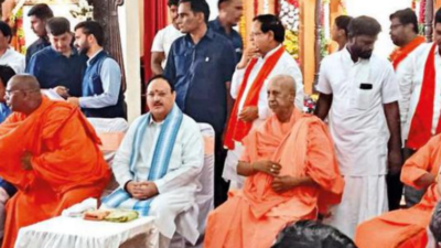 Karnataka polls: Some Lingayat faces quitting BJP won't harm party prospects, says Union minister Amit Shah