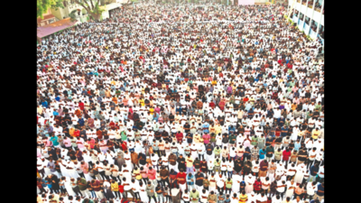 Eid-ul-Fitr celebrated with religious fervour, traditional gaiety in Coimbatore