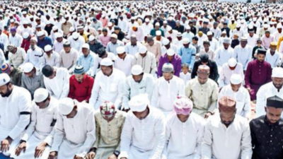 Eid celebrated with fervour in twin cities