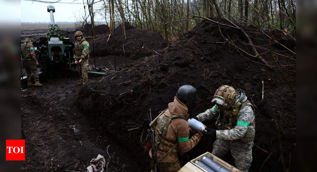 Ukrainian troop positions spark counteroffensive speculation – Times of India