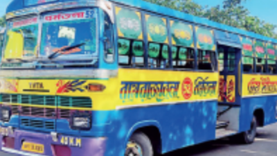 Kolkata bus lovers' group demands heritage status for routes 52, 56