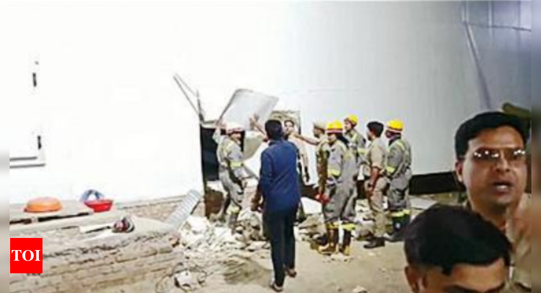 cold-storage-collapses-in-up-1-rescued-3-still-trapped-under-debris