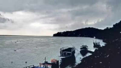 Two killed in Tinsukia storm, heavy rain to lash northeast today