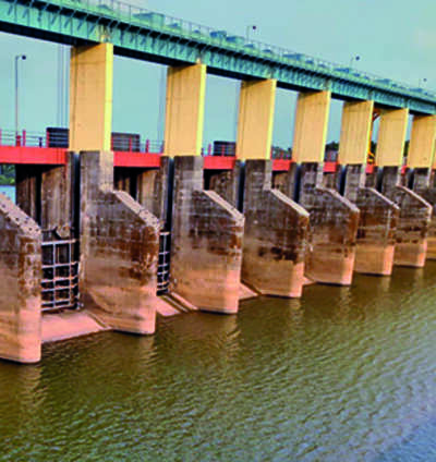 MCC starts pumping water from backwater of Harekala barrage