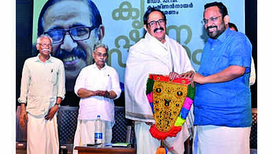 Cultural activist Krishnan Nair felicitated