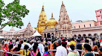 Pilgrims from AP, Telangana take holy dip in Ganga