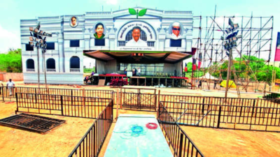 Trichy conference to be a show of strength for O Panneerselvam