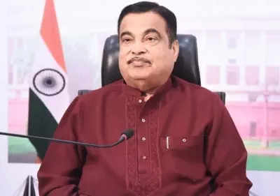 Get luxury e-buses financed by banks for inter-city service, pay daily EMI from revenue: Gadkari to states