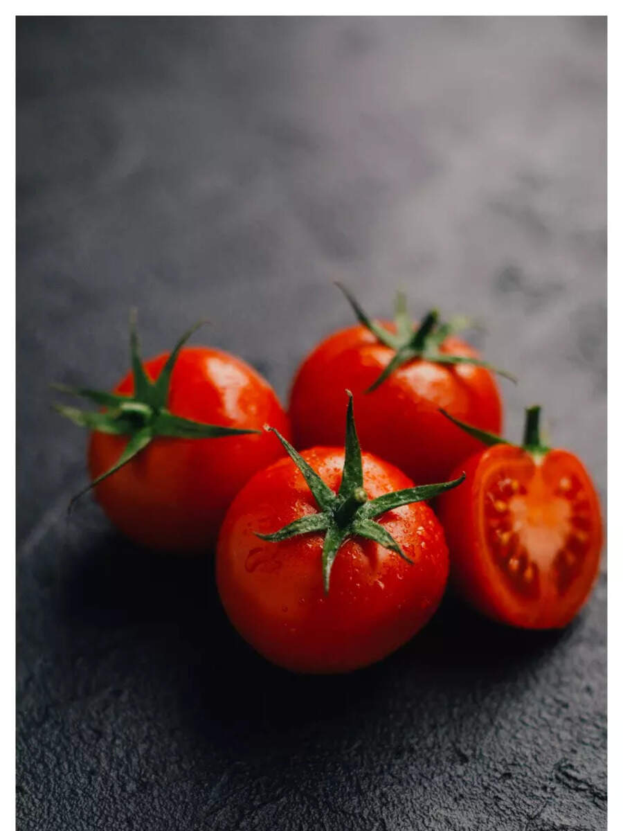 From healthy heart to improved vision, 13 benefits of eating tomatoes
