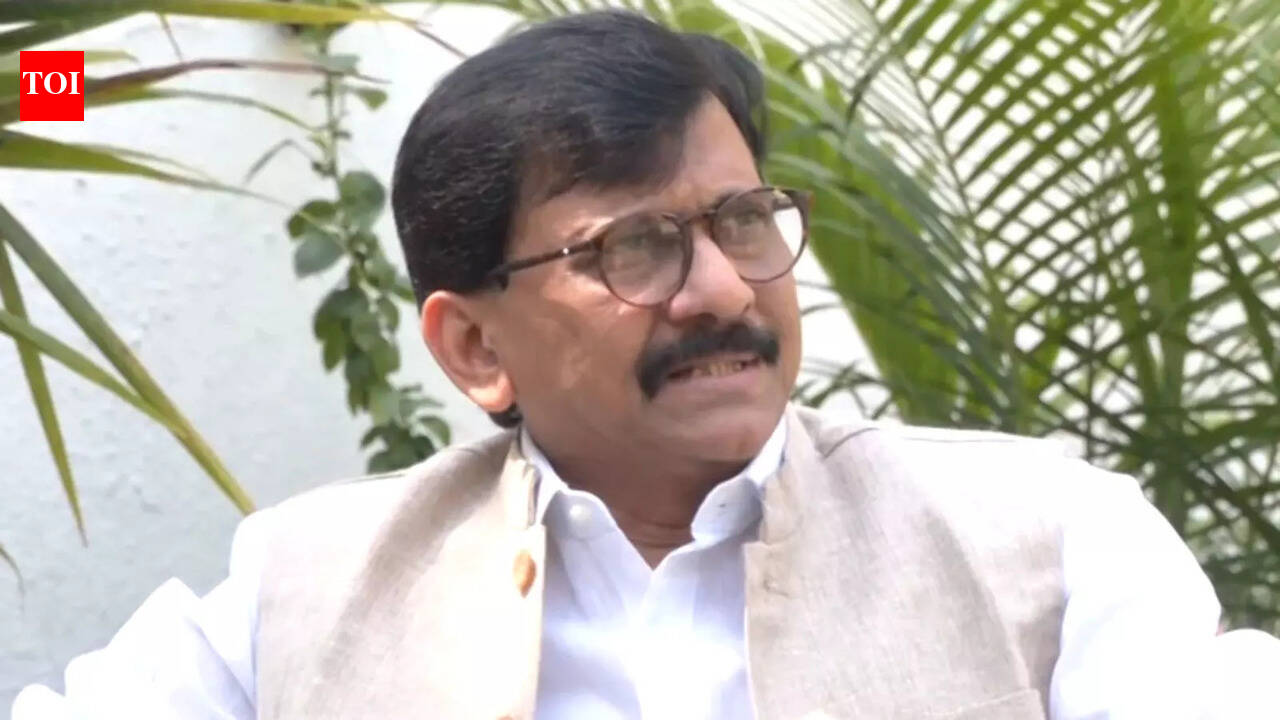 Maharashtra govt will not run for long: Sanjay Raut on 2024 State ...