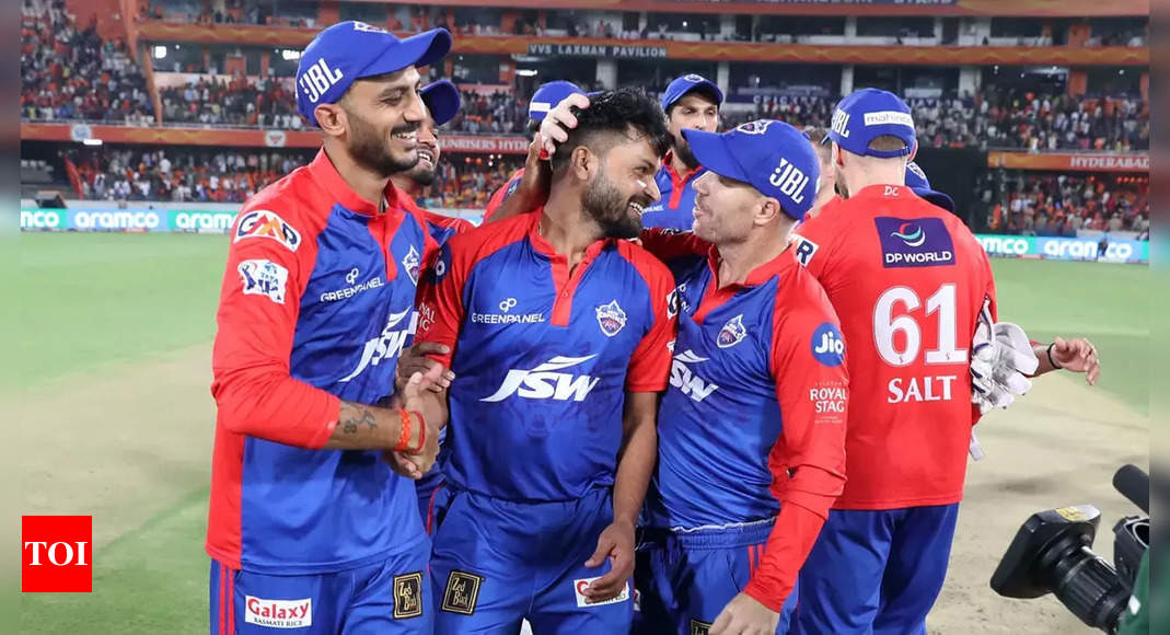 SRH vs DC Highlights: All-round Axar Patel hands Delhi Capitals second win, Sunrisers Hyderabad lose three on the trot | Cricket News – Times of India