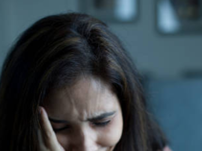​13 unusual signs of vitamin B12 deficiency​