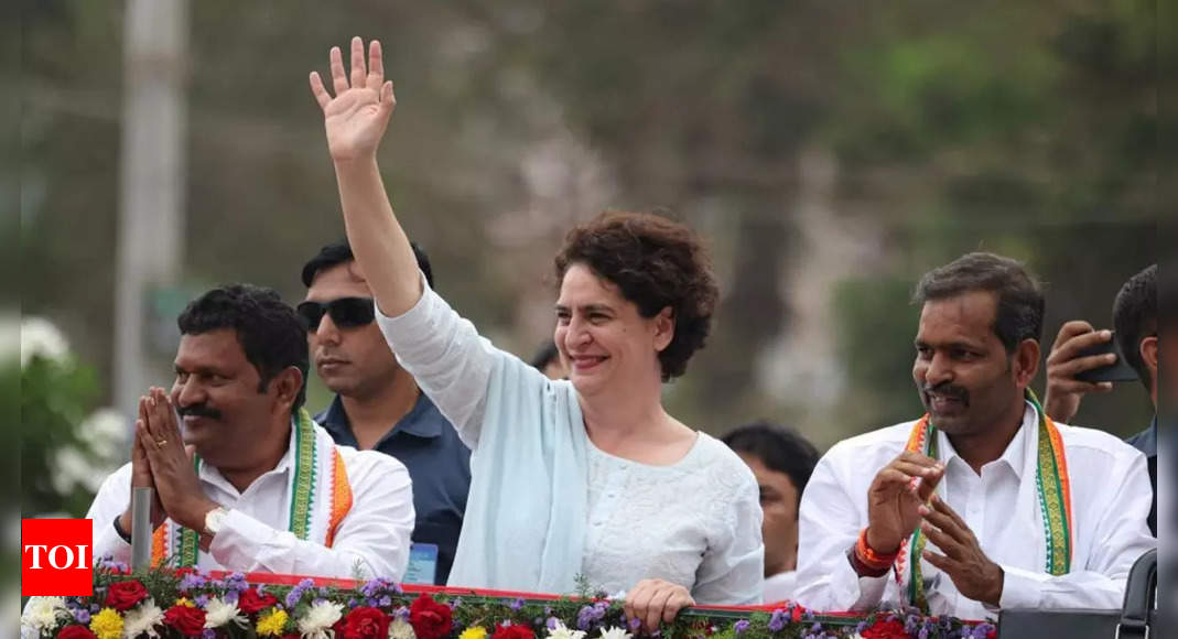 Priyanka Gandhi Holds Roadshow In Karnataka, Urges People To Vote For ...