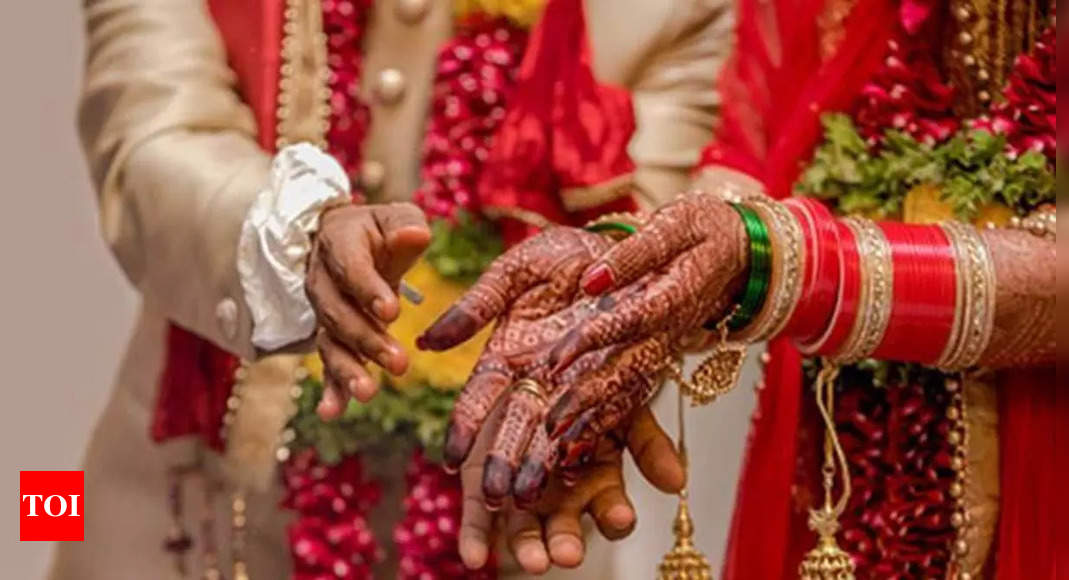 Parliamentary Panel Examining Bill To Raise Marriageable Age For Girls