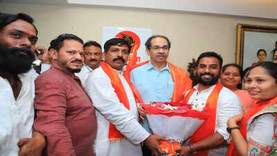 150 MNS workers from Kalyan join Uddhav Thackeray led Shiv Sena
