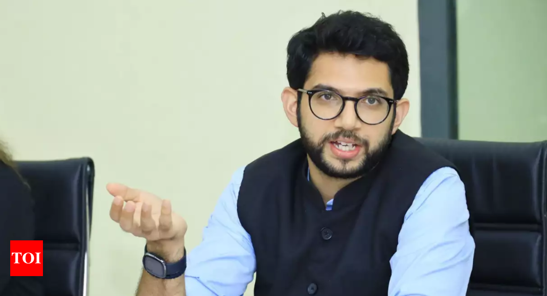 Aaditya Thackeray promotes digitisation of real estate with Blox