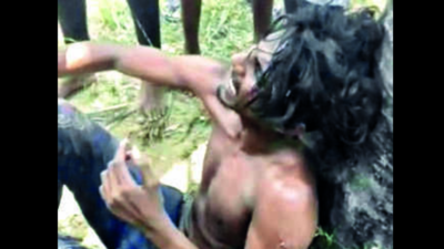Villagers in Tamil Nadu's Kancheepuram thrash kidnappers who abducted 17-year-old