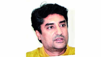 Parekh: Paper Leak: College Files Defamation Against Su | Rajkot News