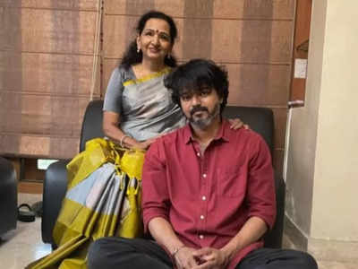 Vijay's latest click with mother Shoba goes viral; celebrates his ...