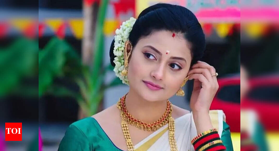 Actress Debjani Modak quits Tamil daily soap 'Vaanathai Pola' - Times ...