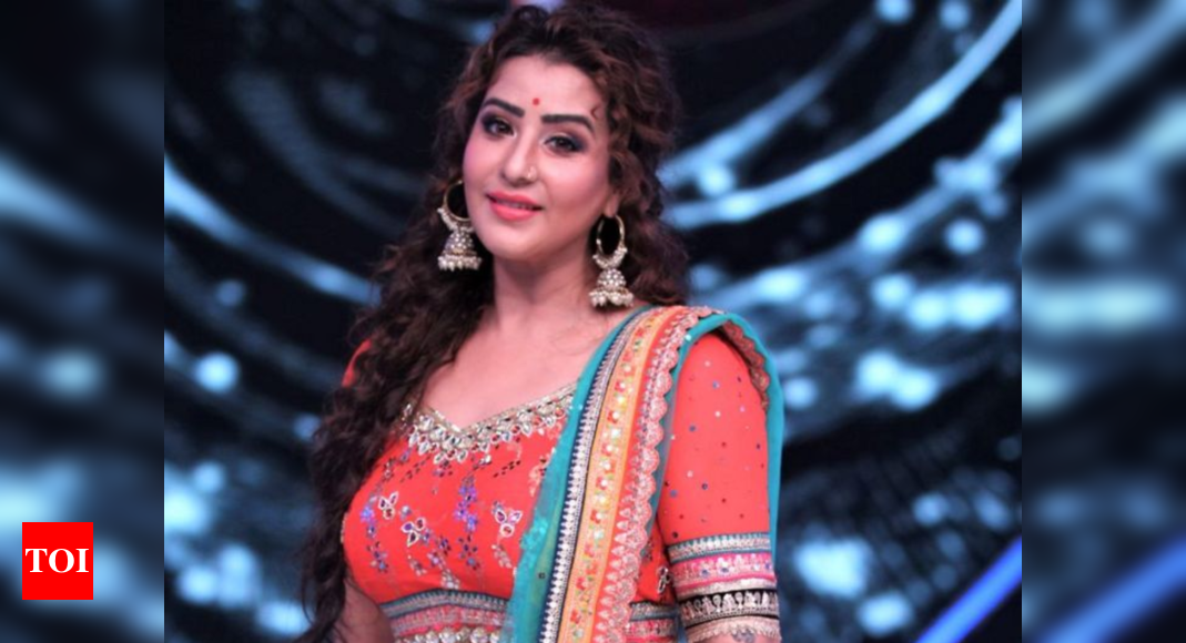 When Shilpa Shinde Got Emotional On Jhalak Dikhhla Jaa 10 And Revealed 