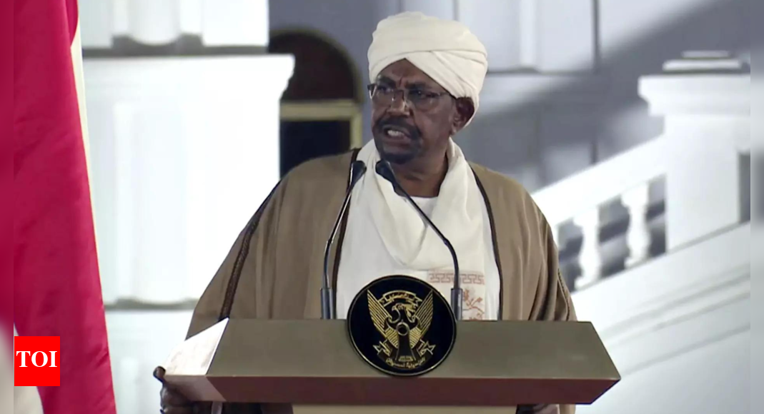 Sudan military: Former ruler Omar al-Bashir in military hospital ...