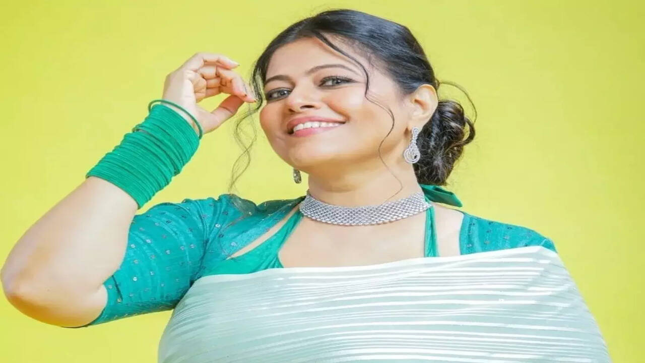 Naagin 6 actress Sneha Raikar never thought of joining entertainment  industry - Times of India
